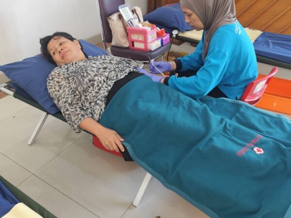 Keg Donor Darah Komisi Germasa kerja sama dengan PMI