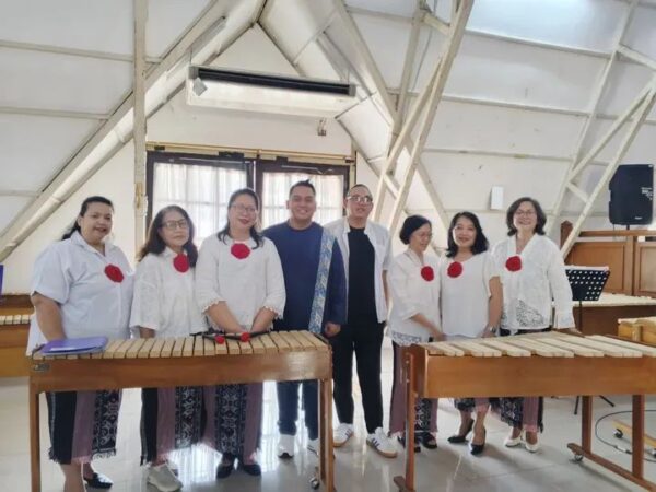 Kegiatan Komisi TPG Muger ( (musik kolintang)